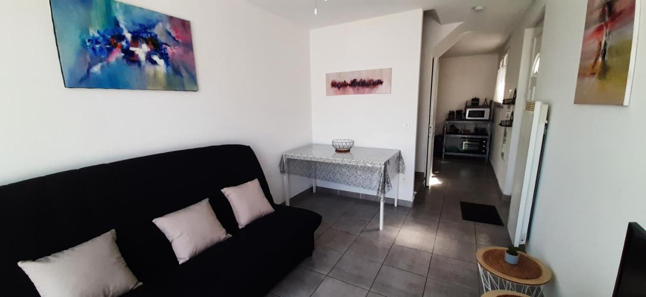Jolie Maisonnette A Proximite De Toutes Commodites Saintes-Maries-de-la-Mer Exteriér fotografie